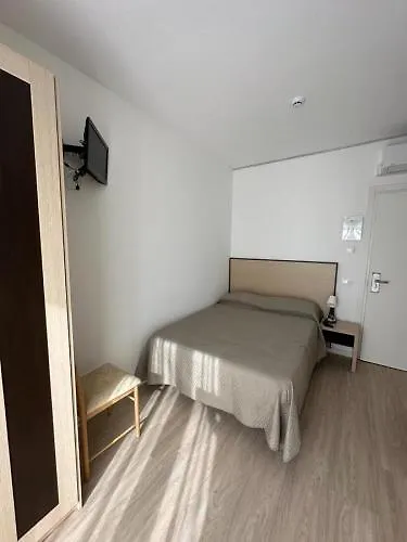 房间